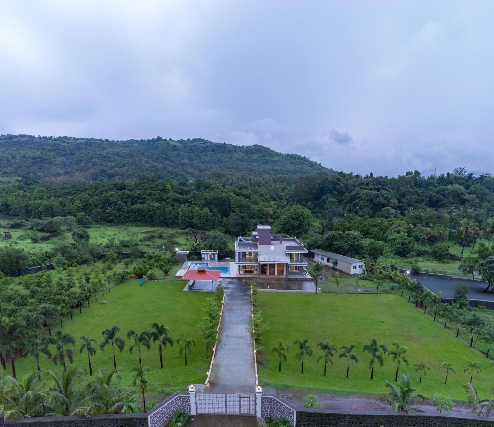 Stayscape Shreeji Farms 4Bhk Karjat Exterior photo